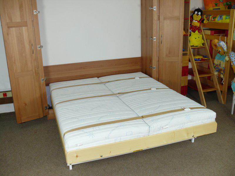 Dvoulůžková sklápěcí postel ALBERT