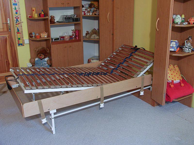 Jednolůžková sklápěcí postel BOŘEK